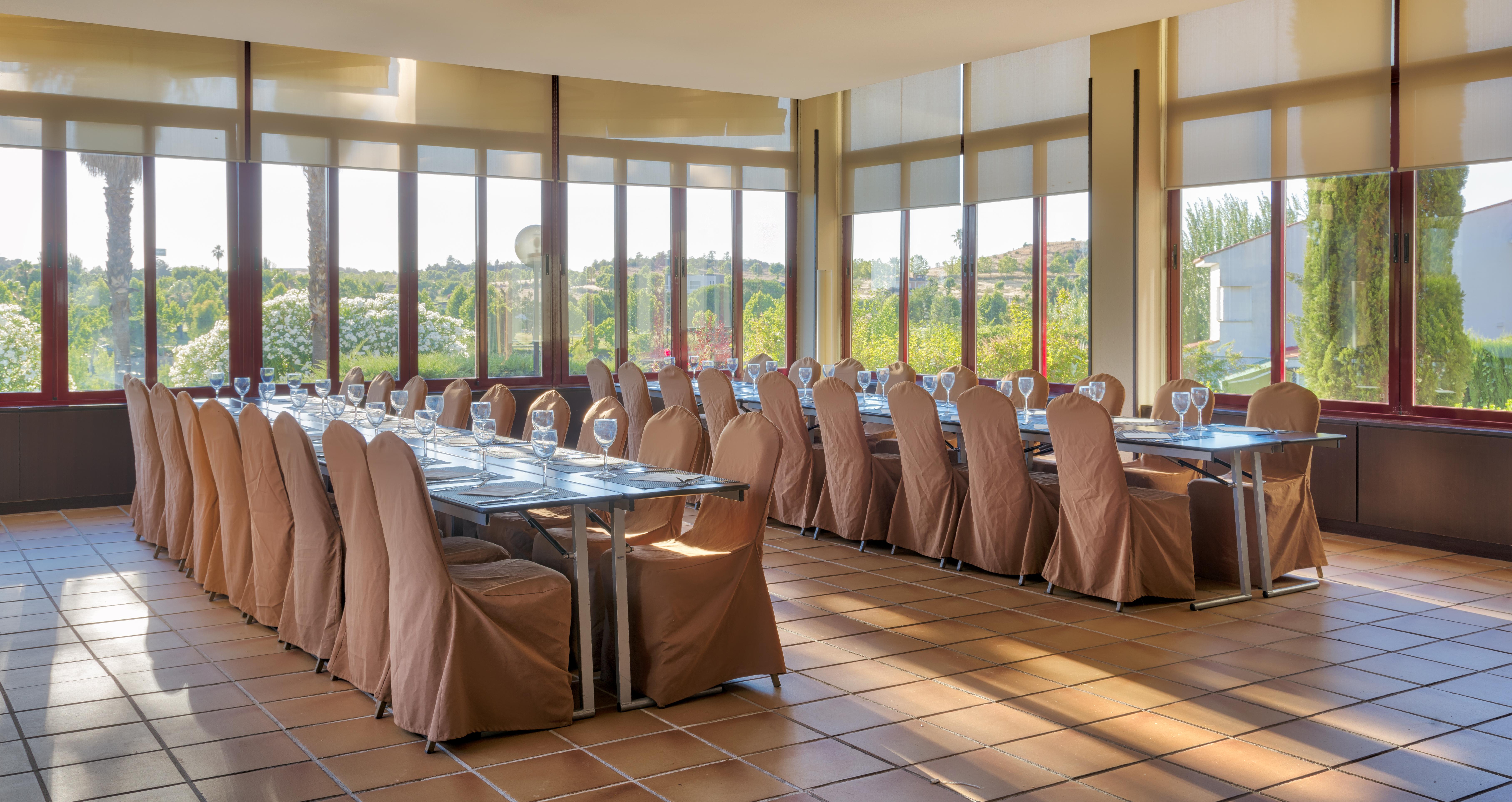 Ilunion Golf Badajoz Hotel Bagian luar foto